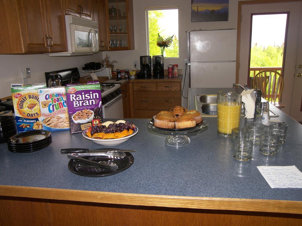 Grace And Bill'S Freedom Hills B&B ทัลคีทนา ภายนอก รูปภาพ