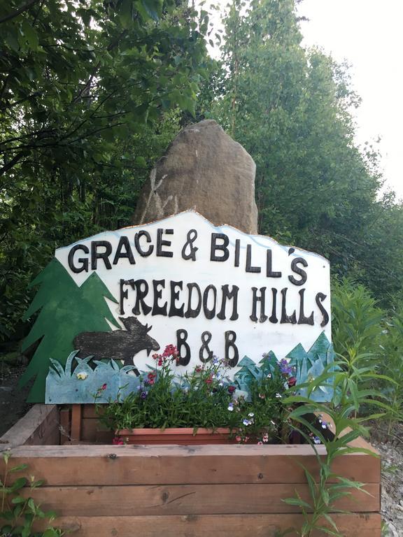 Grace And Bill'S Freedom Hills B&B ทัลคีทนา ภายนอก รูปภาพ